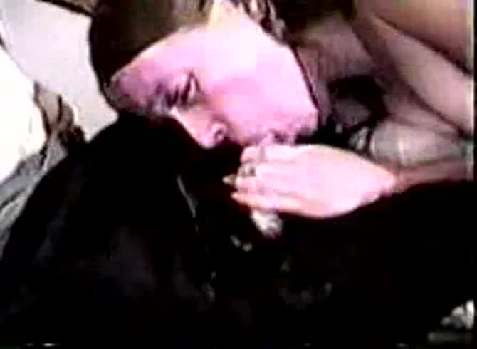 Video :Beastie gal riding black dog's dick and have dog sex